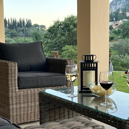 Villa Alexakis Doukades Bagian luar foto