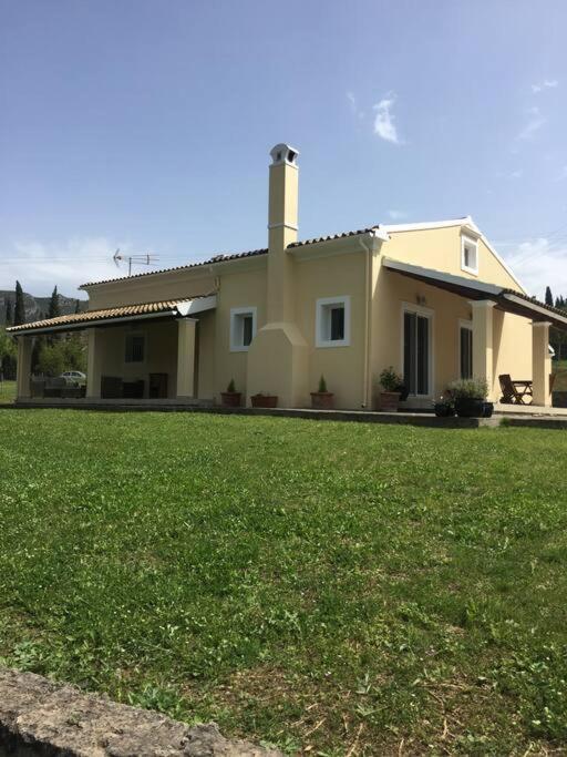 Villa Alexakis Doukades Bagian luar foto
