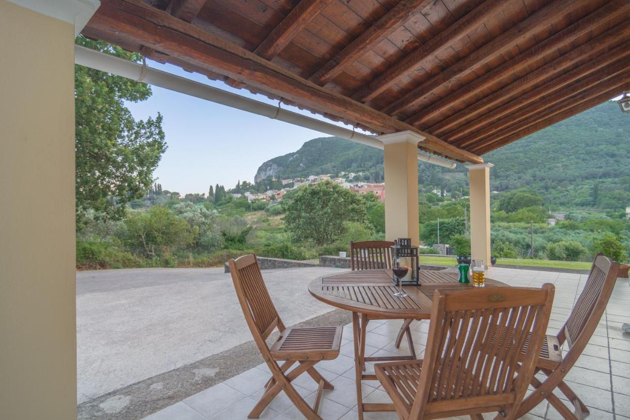 Villa Alexakis Doukades Bagian luar foto