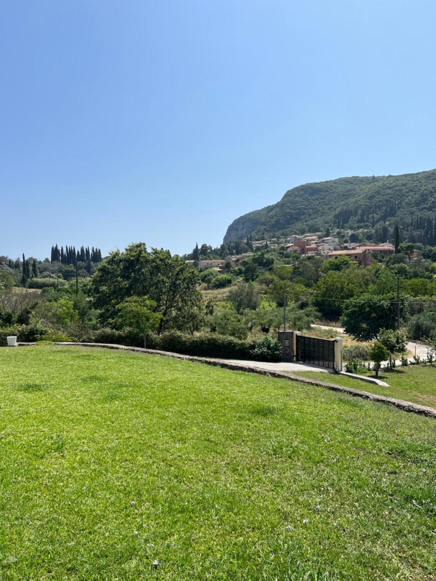 Villa Alexakis Doukades Bagian luar foto