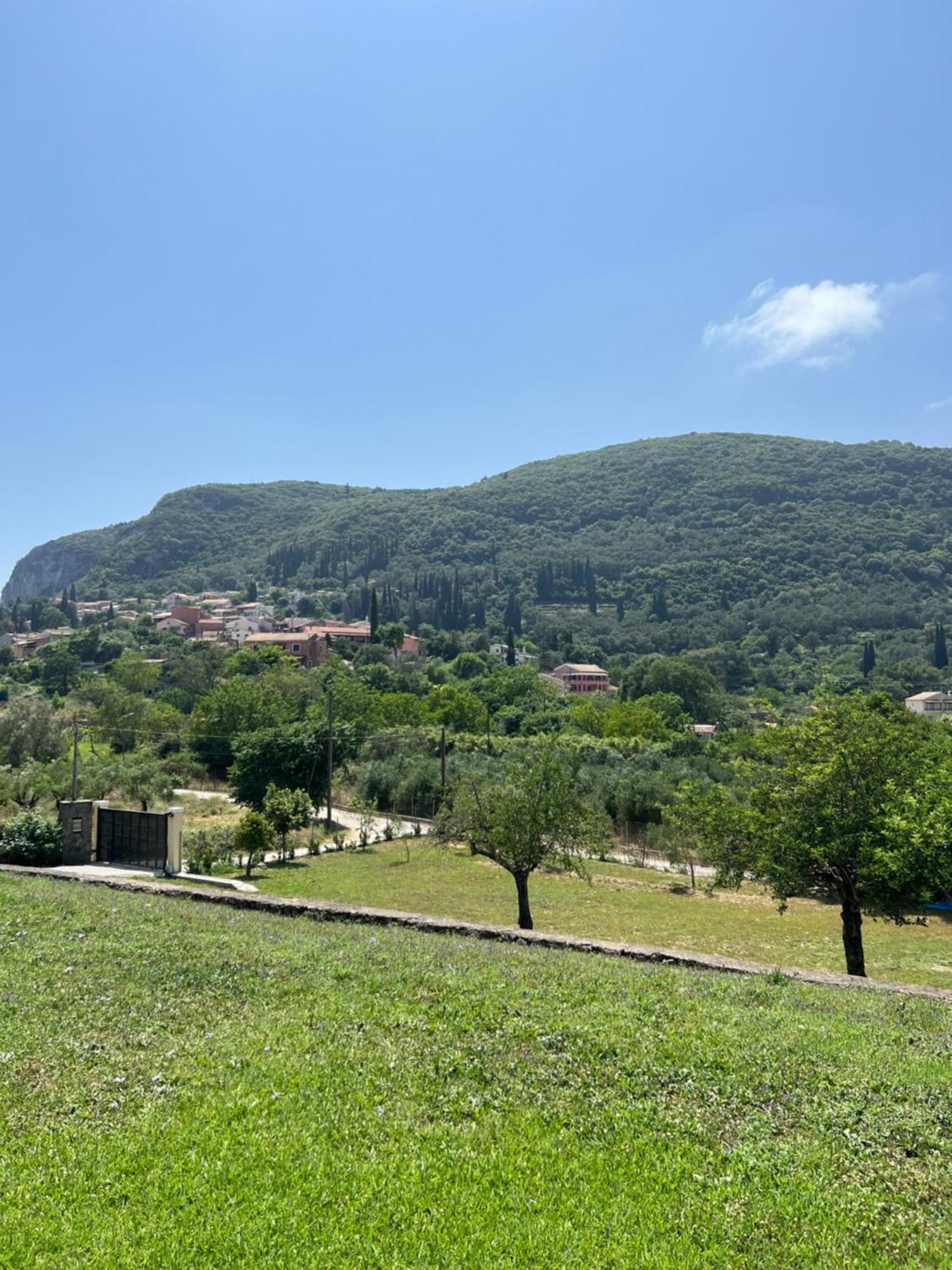 Villa Alexakis Doukades Bagian luar foto