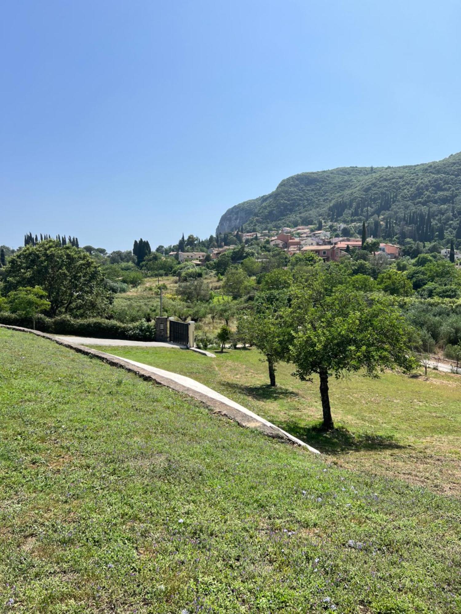 Villa Alexakis Doukades Bagian luar foto
