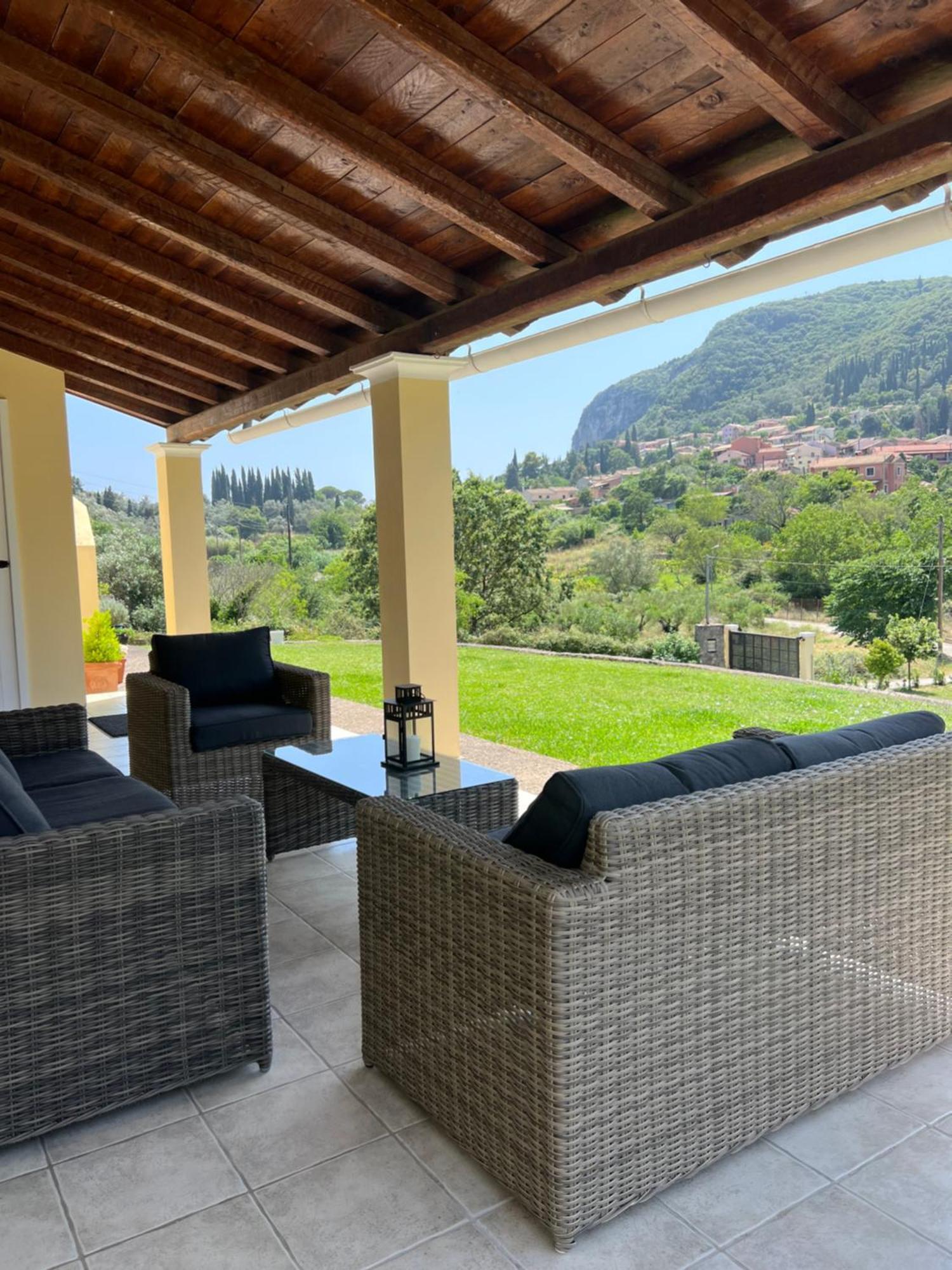 Villa Alexakis Doukades Bagian luar foto
