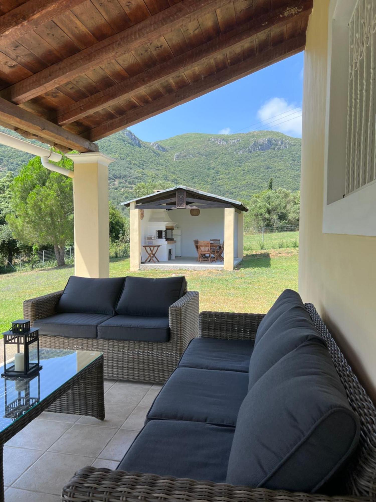 Villa Alexakis Doukades Bagian luar foto